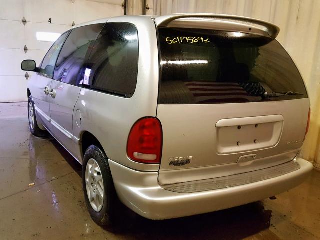 2B4GP45G4YR768358 - 2000 DODGE CARAVAN SE SILVER photo 3