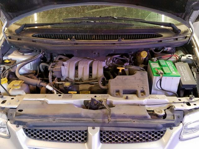 2B4GP45G4YR768358 - 2000 DODGE CARAVAN SE SILVER photo 7