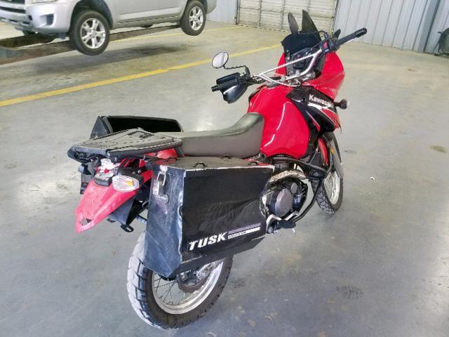 JKAKLEE109DA29368 - 2009 KAWASAKI KL650 E RED photo 4