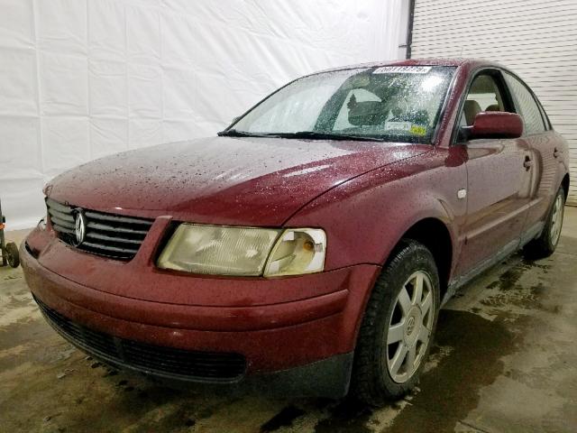 WVWAC63BX1P008904 - 2001 VOLKSWAGEN PASSAT GLS RED photo 2