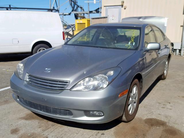 JTHBF30G820042410 - 2002 LEXUS ES 300 GRAY photo 2