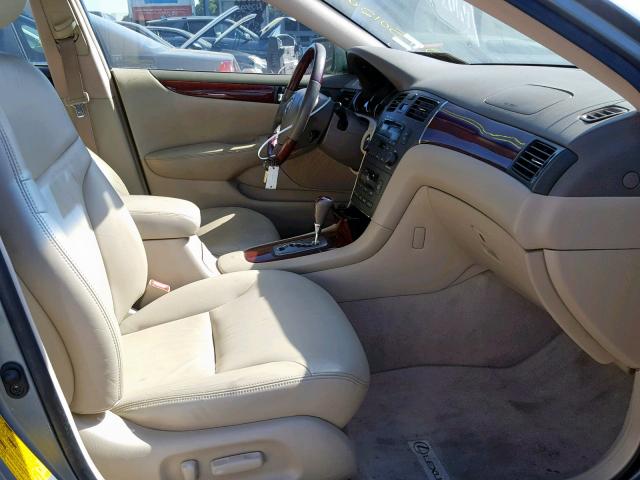 JTHBF30G820042410 - 2002 LEXUS ES 300 GRAY photo 5