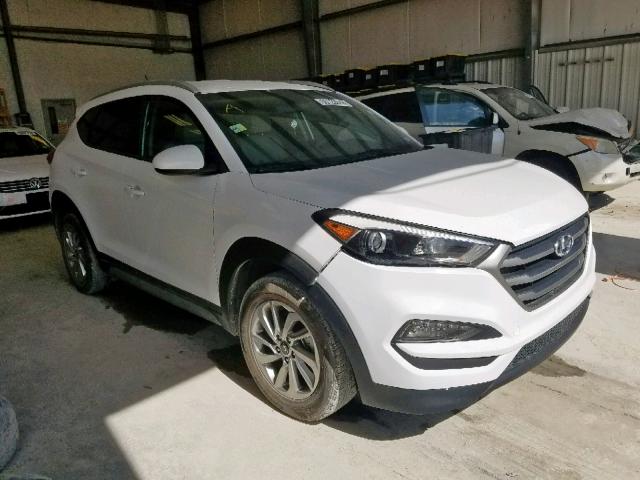 KM8J33A44HU383424 - 2017 HYUNDAI TUCSON SE WHITE photo 1