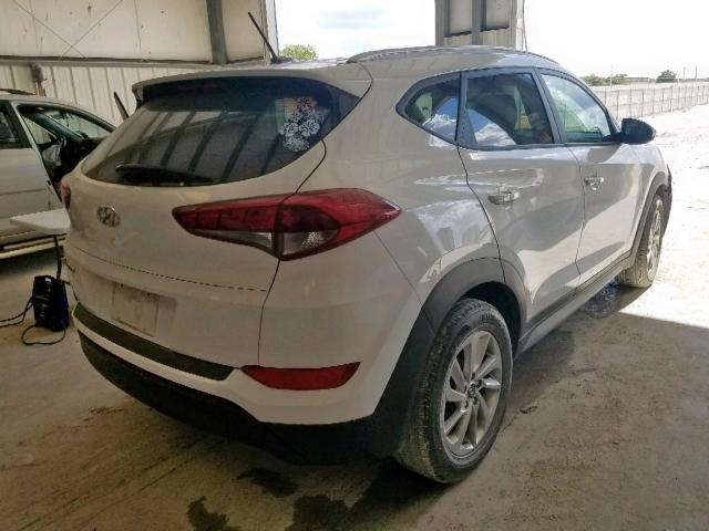 KM8J33A44HU383424 - 2017 HYUNDAI TUCSON SE WHITE photo 4