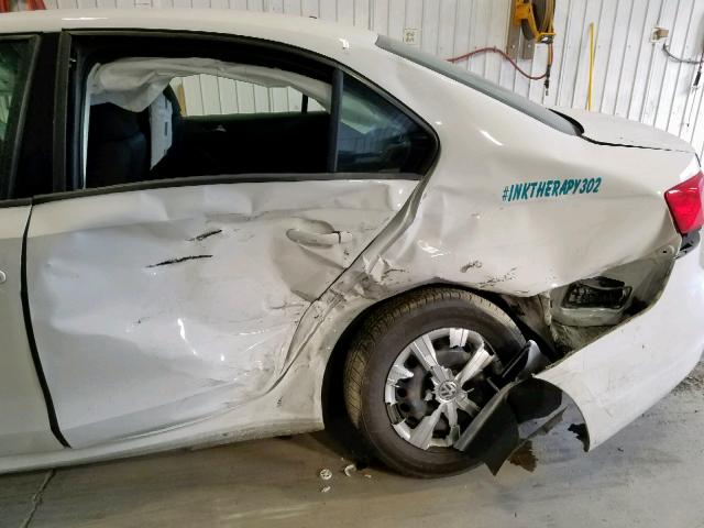 3VW2K7AJ1EM357661 - 2014 VOLKSWAGEN JETTA BASE 白色 照片 9