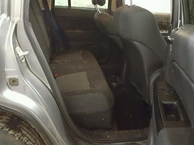 1J4NT1FA7BD267466 - 2011 JEEP COMPASS SP 灰色 照片 6