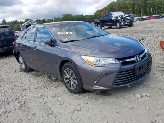 4T4BF1FK4FR451067 - 2015 TOYOTA CAMRY LE GRAY photo 1