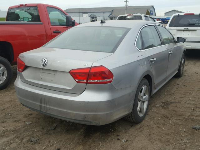 1VWBP7A38CC074806 - 2012 VOLKSWAGEN PASSAT SE SILVER photo 4