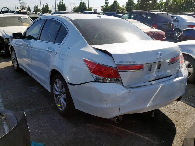 1HGCP3F85CA009476 - 2012 HONDA ACCORD EXL WHITE photo 3