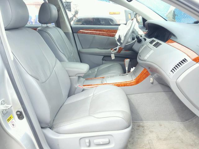 4T1BK36B25U049774 - 2005 TOYOTA AVALON XL SILVER photo 5