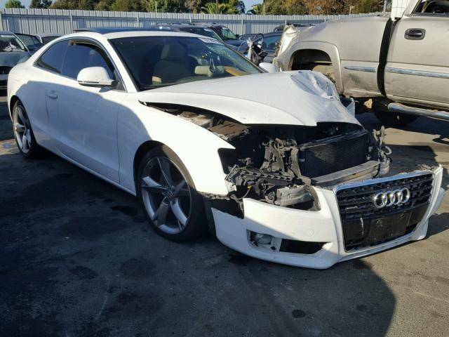 WAUDK78T09A010499 - 2009 AUDI A5 QUATTRO WHITE photo 1