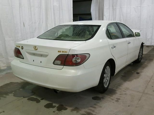 JTHBF30G630090215 - 2003 LEXUS ES 300 WHITE photo 4