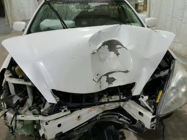 JTHBF30G630090215 - 2003 LEXUS ES 300 WHITE photo 7