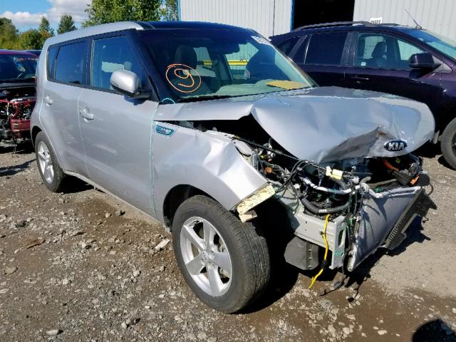 KNDJX3AE0J7026442 - 2018 KIA SOUL EV + SILVER photo 1