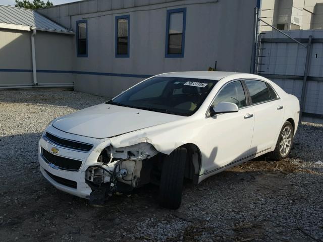 1G1ZK57749F127399 - 2009 CHEVROLET MALIBU LTZ WHITE photo 2