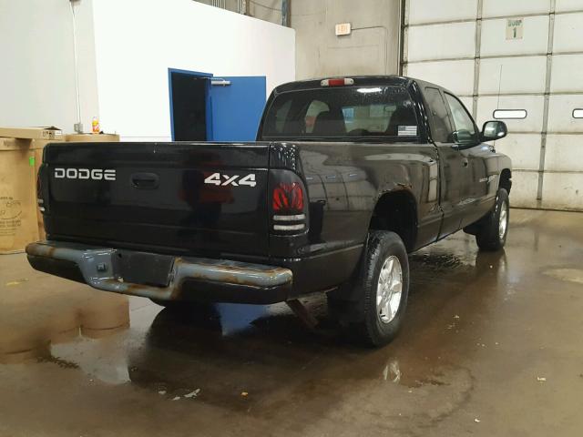 1B7GG22XX1S129580 - 2001 DODGE DAKOTA BLACK photo 4