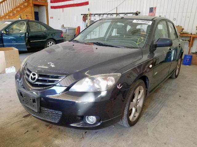 JM1BK343541165745 - 2004 MAZDA 3 HATCHBAC BLACK photo 2