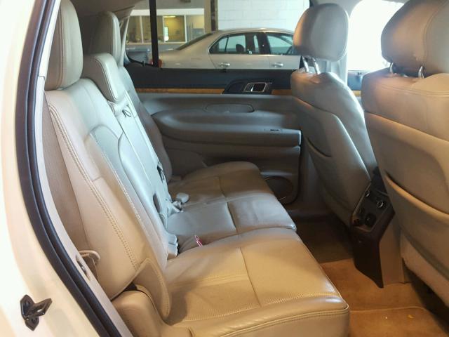 2LMHJ5AT2CBL52053 - 2012 LINCOLN MKT WHITE photo 6