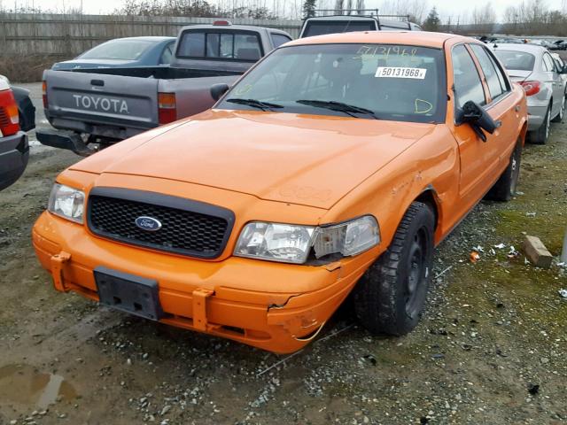 2FABP7BV7BX104629 - 2011 FORD CROWN VICT ORANGE photo 2