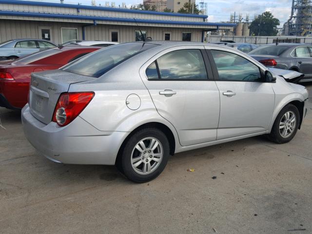 1G1JA5SH9C4200365 - 2012 CHEVROLET SONIC LS 银色 照片 4