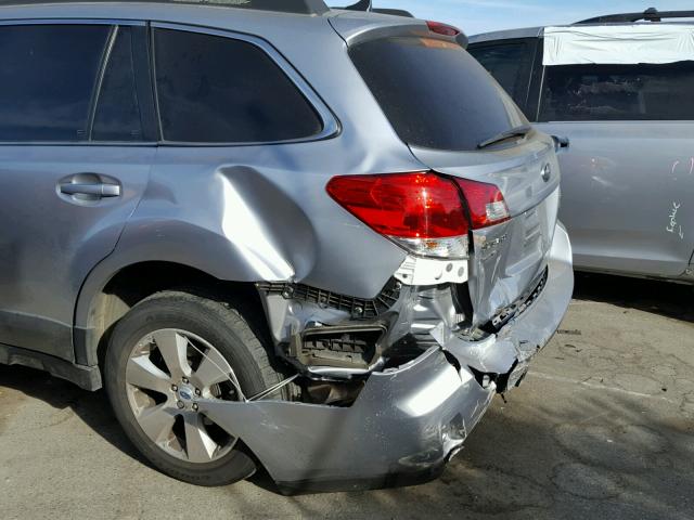 4S4BRDLC1C2202992 - 2012 SUBARU OUTBACK 3. SILVER photo 9