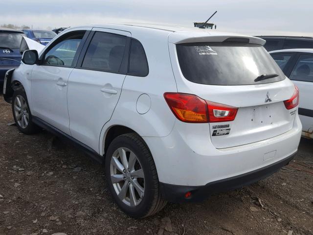 4A4AP3AU7DE008813 - 2013 MITSUBISHI OUTLANDER WHITE photo 3