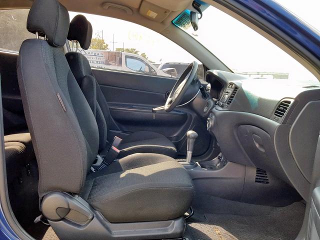 KMHCM36CX8U098264 - 2008 HYUNDAI ACCENT GS BLUE photo 5