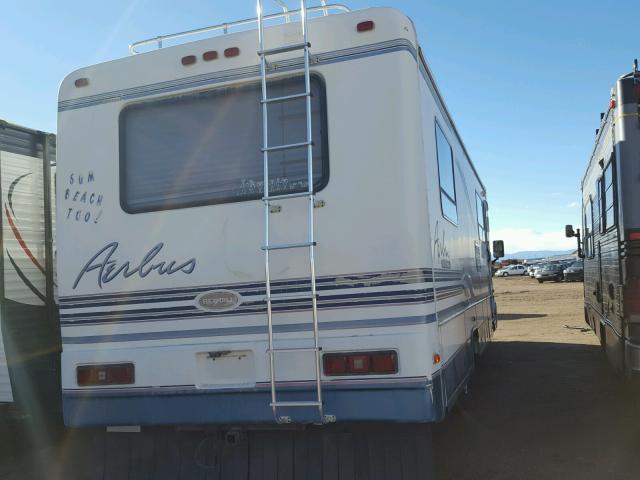 1GBLP37N9S3318233 - 1996 CHEVROLET TRAILER BEIGE photo 4