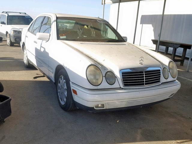 WDBJF65F2WA528899 - 1998 MERCEDES-BENZ E 320 WHITE photo 1