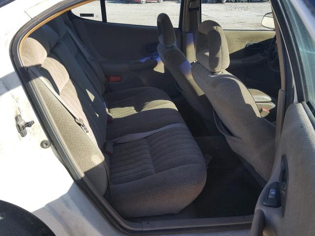 1G2WK52J52F246361 - 2002 PONTIAC GRAND PRIX WHITE photo 6