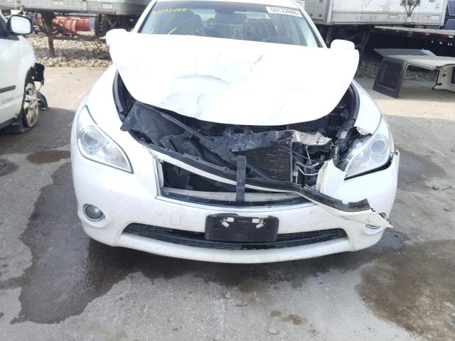 JN1BY1AR2BM372278 - 2011 INFINITI M37 X WHITE photo 9