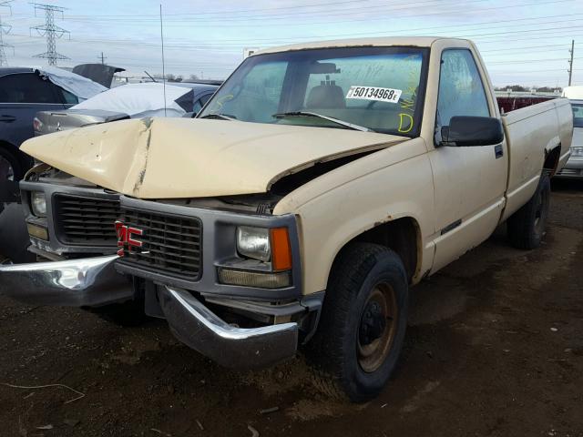 1GTGC24RXTZ526470 - 1996 GMC SIERRA C25 CREAM photo 2