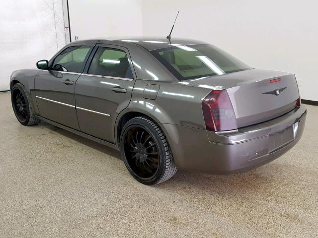 2C3LA43R38H155388 - 2008 CHRYSLER 300 LX GRAY photo 3