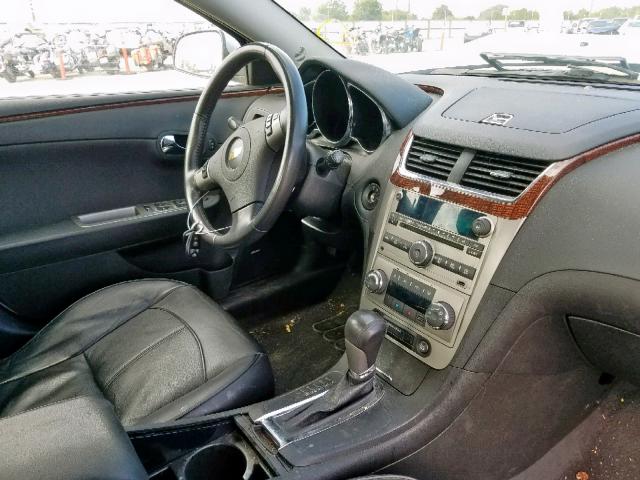 1G1ZE5E71BF395455 - 2011 CHEVROLET MALIBU LTZ ვერცხლისფერი ფოტო 9