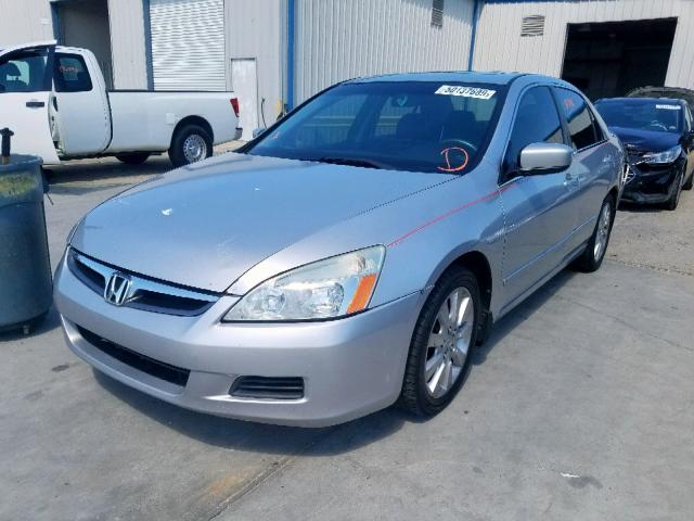 1HGCM66516A043158 - 2006 HONDA ACCORD EX SILVER photo 2