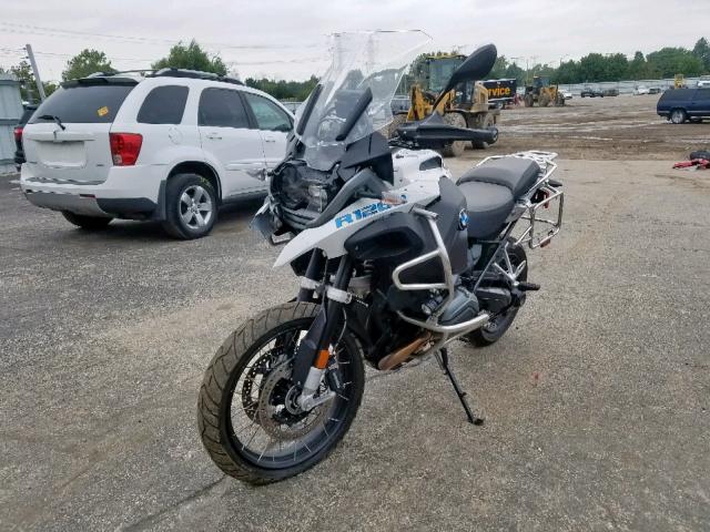 WB10A1208FZ097420 - 2015 BMW R1200 GS A WHITE photo 2