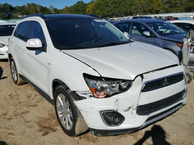 4A4AP4AU5DE003129 - 2013 MITSUBISHI OUTLANDER WHITE photo 1