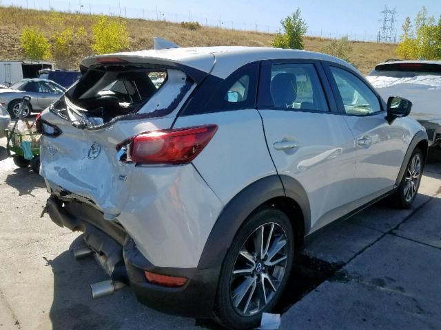 JM1DKFC75H0175377 - 2017 MAZDA CX-3 TOURI GRAY photo 4