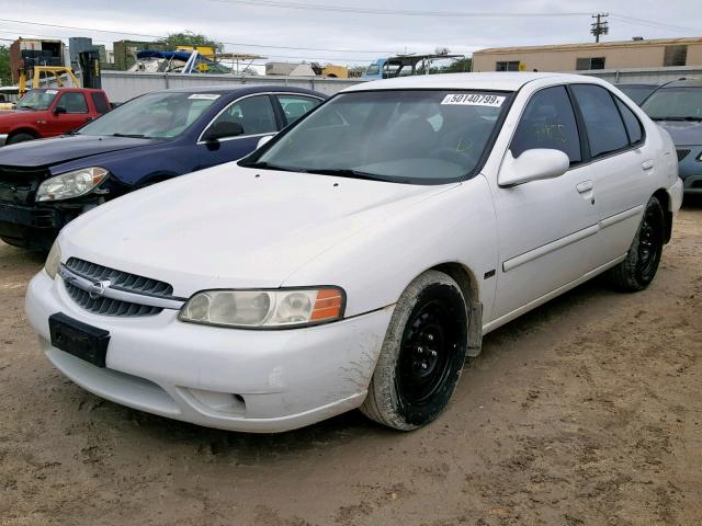 1N4DL01DX1C143649 - 2001 NISSAN ALTIMA XE WHITE photo 2