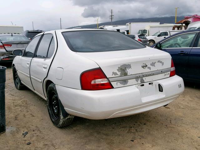 1N4DL01DX1C143649 - 2001 NISSAN ALTIMA XE WHITE photo 3