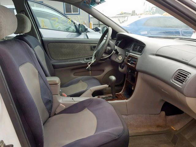 1N4DL01DX1C143649 - 2001 NISSAN ALTIMA XE WHITE photo 5