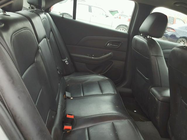 1G11E5SA0GF157939 - 2016 CHEVROLET MALIBU LIM 银色 照片 6