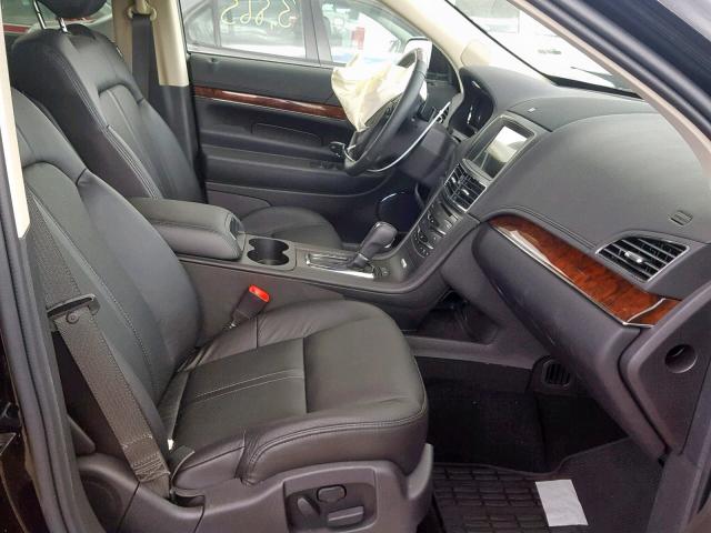 2LMHJ5AT1KBL04249 - 2019 LINCOLN MKT BLACK photo 5