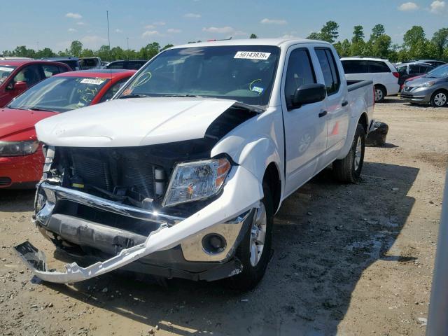 1N6AD0ER2AC416757 - 2010 NISSAN FRONTIER C WHITE photo 2