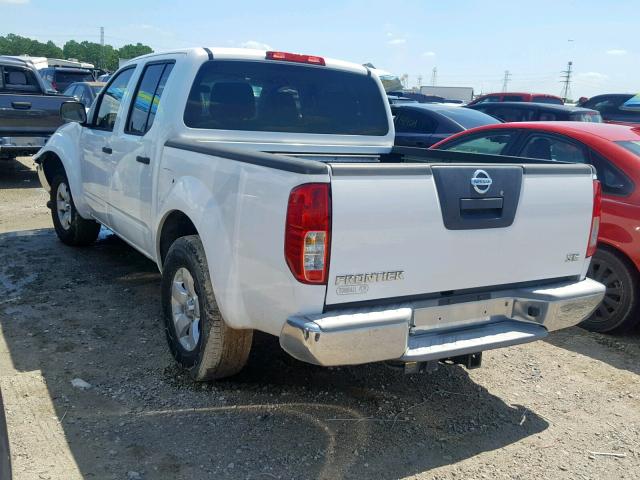 1N6AD0ER2AC416757 - 2010 NISSAN FRONTIER C WHITE photo 3