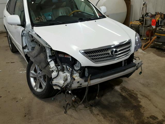 JTJHW31U782851682 - 2008 LEXUS RX 400H WHITE photo 9