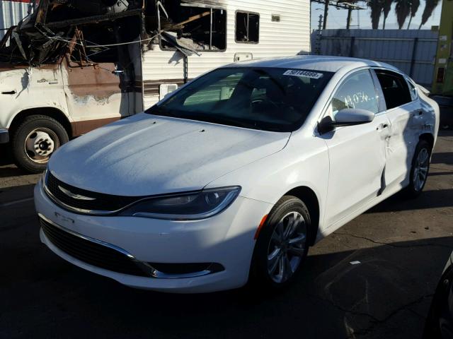 1C3CCCABXFN650427 - 2015 CHRYSLER 200 LIMITE WHITE photo 2