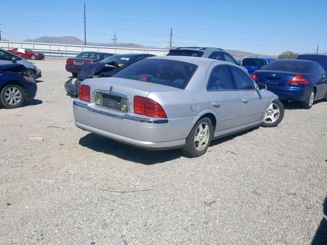 1LNHM86S11Y627822 - 2001 LINCOLN LS 银色 照片 4