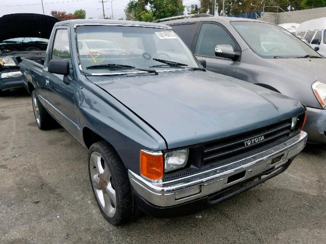 JT4RN50R3J5137250 - 1988 TOYOTA PICKUP 1/2 GRAY photo 1