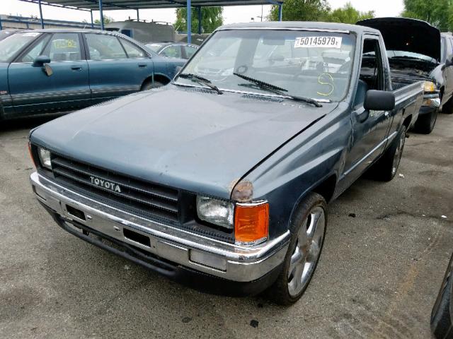 JT4RN50R3J5137250 - 1988 TOYOTA PICKUP 1/2 GRAY photo 2